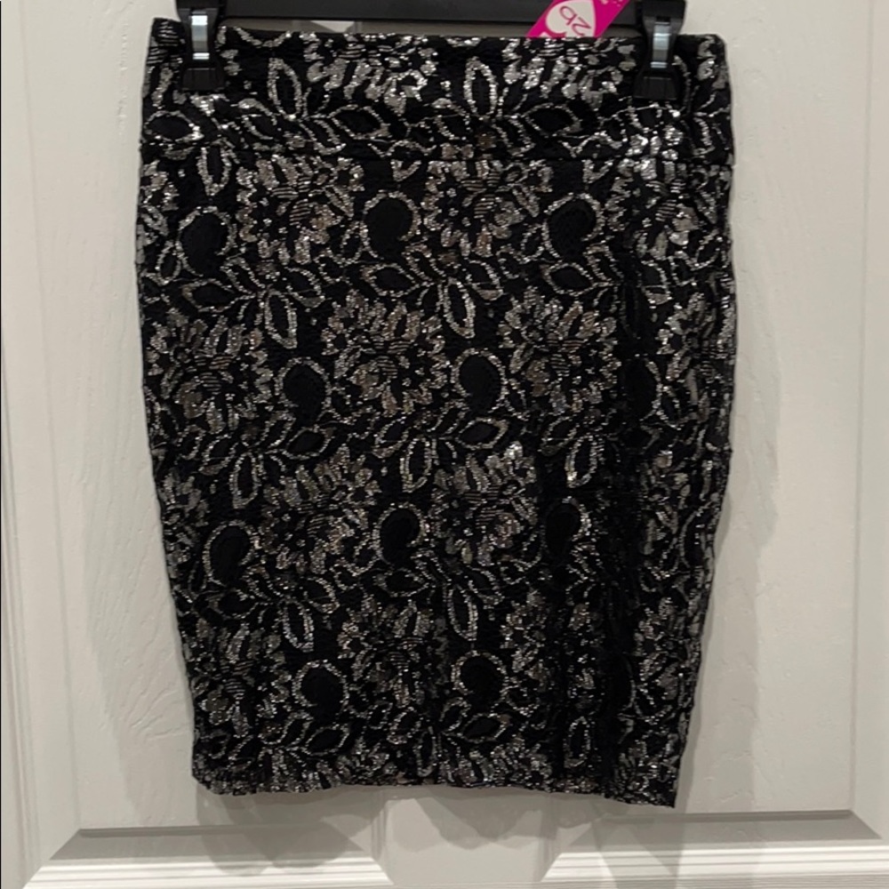 Bebe skirt